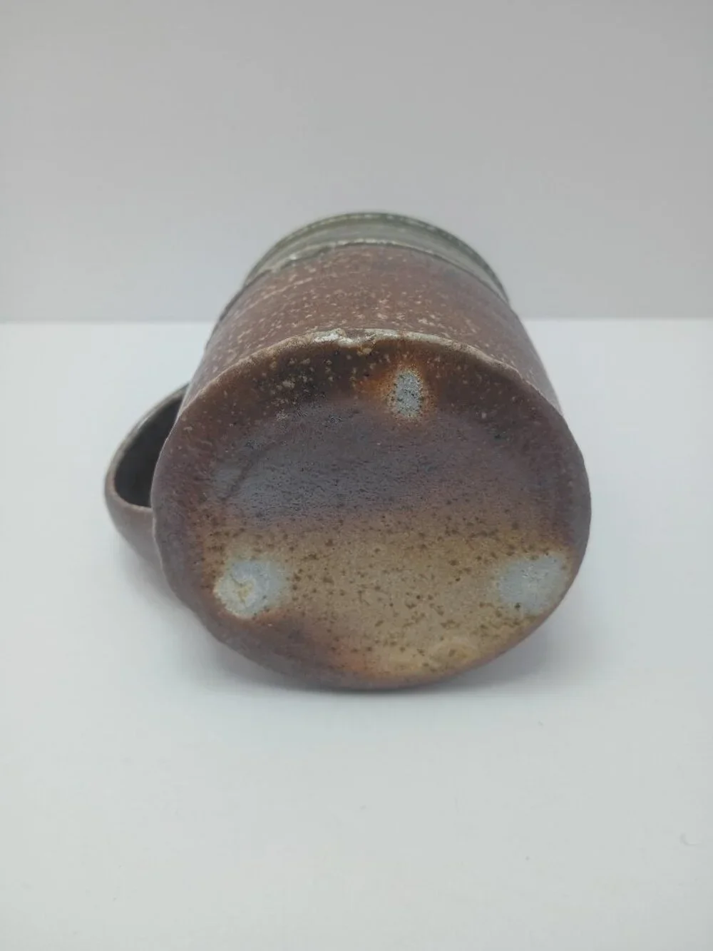 Signed Coffee Mug by The Master Potter, Joe Bennion Excellent Condition 1980s
